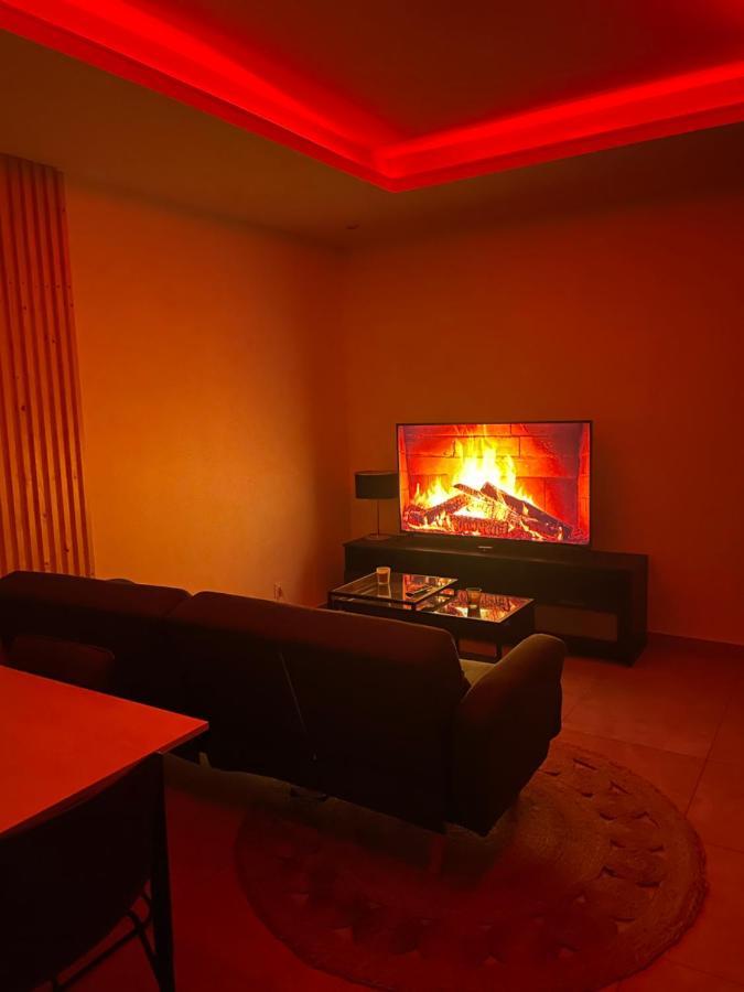 L'Extasia Appartement,Spa Jacuzzi Гренобль Экстерьер фото