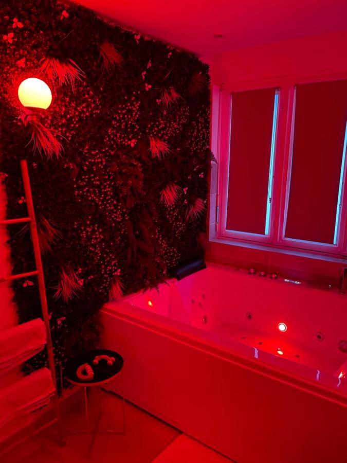 L'Extasia Appartement,Spa Jacuzzi Гренобль Экстерьер фото